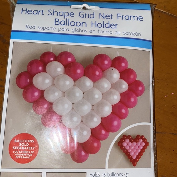 NIP LARGE HEART SHAPED GRID NET FRAME BALLOON HOLDER HOLDS 38 5’ balloons - Picture 2 of 4